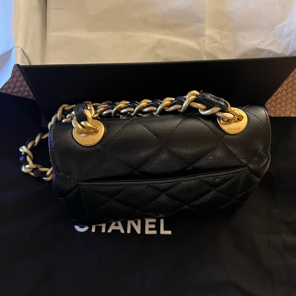 Chanel Bag - Picture 1 of 8